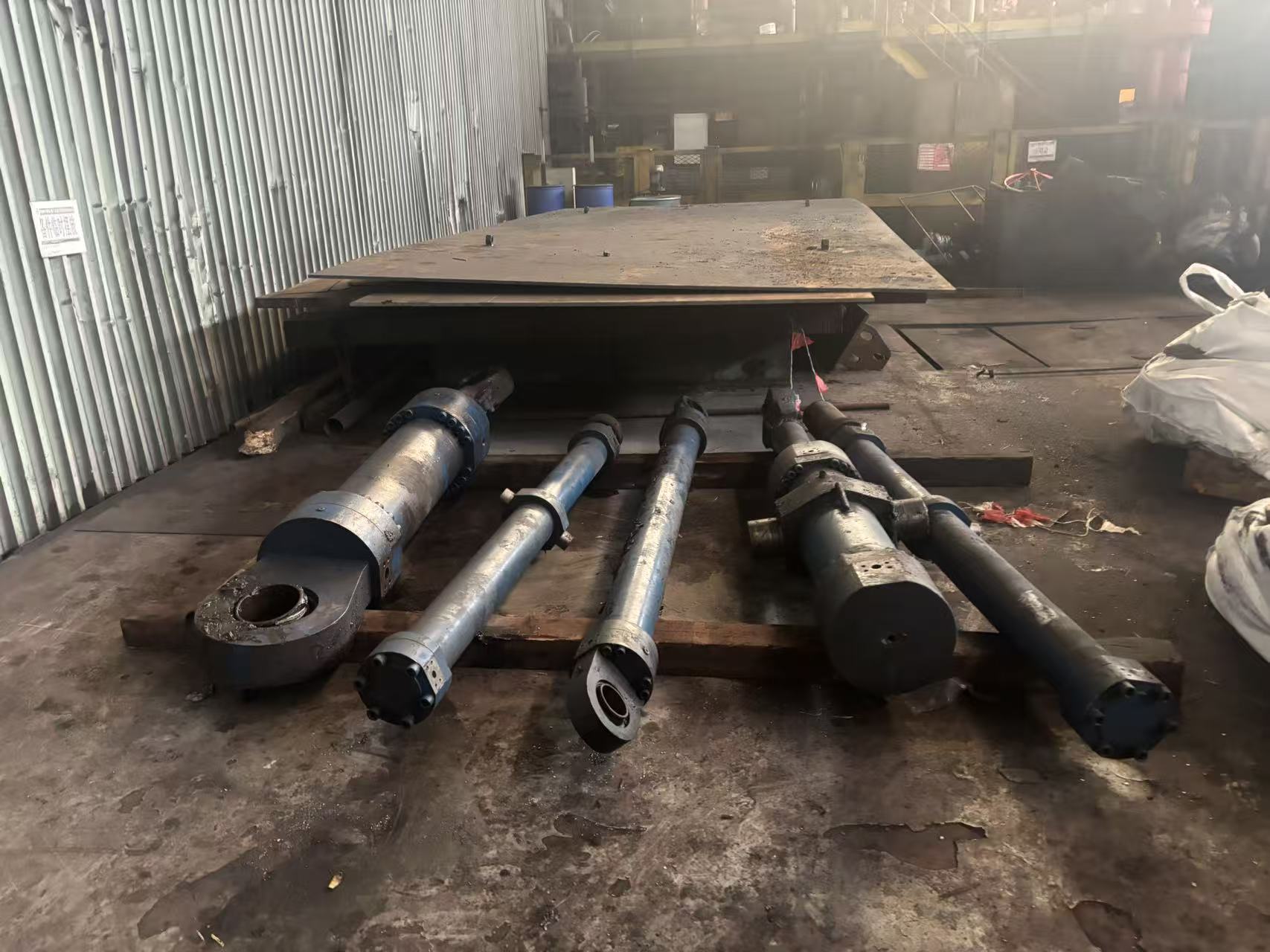 4月7日南京市报废备件（油缸）处置招标公告